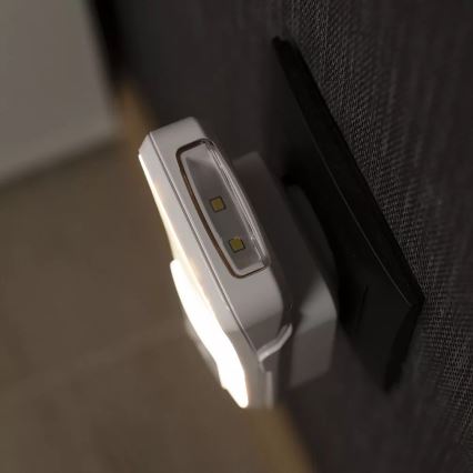 Ledvance - Светодиодный навигационный светильник с датчиком LUNETTA LED/2W/230V