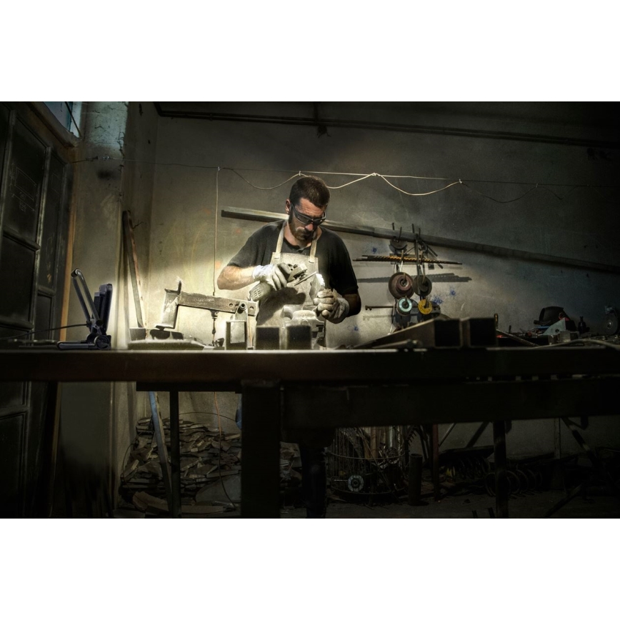 Ledvance - Светодиодный уличный прожектор WORKLIGHT R-STAND LED/30W/230V 6500K IP54