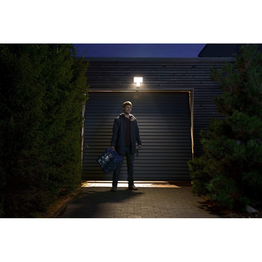 Ledvance - Светодиодный уличный настенный прожектор с датчиком FLOOD LED/15W/230V IP55