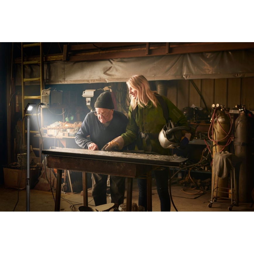 Ledvance - Вуличний світлодіодний прожектор з ручкою WORKLIGHT TRIPOD LED/20W/230V 6500K IP65