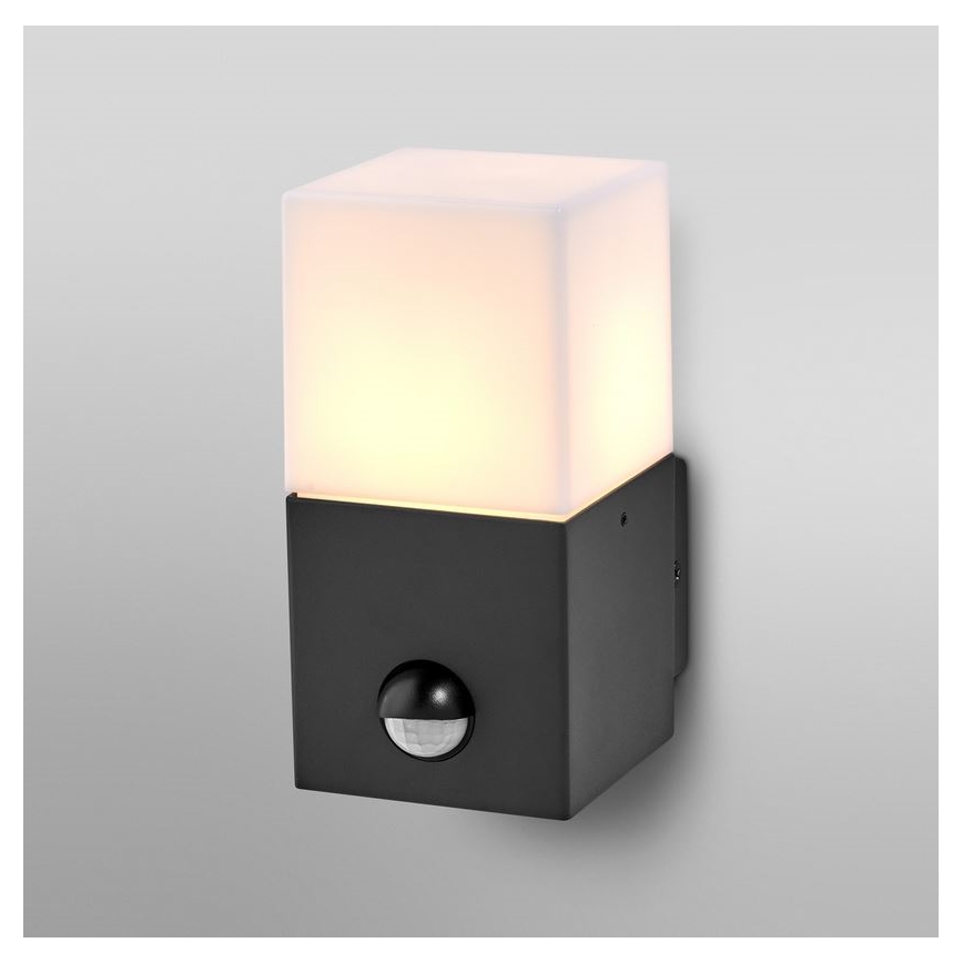 Ledvance - Вуличний настінний світильник з датчиком FIGO SQUARE 1xE27/20W/230V