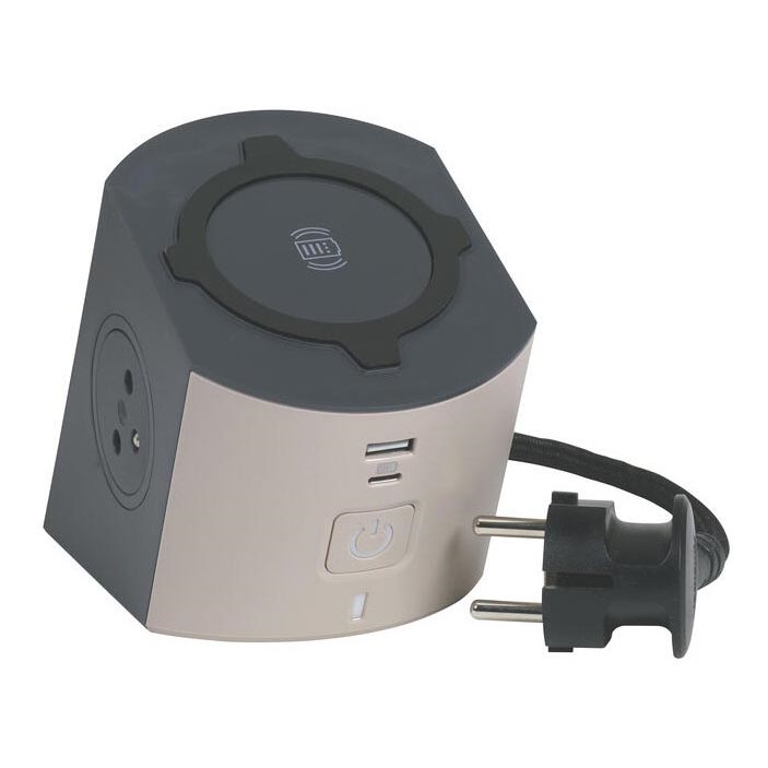 Legrand 049402 - Розетка-розгалужувач з вимикачем 2 розетки Тип E + USB-A + USB-C і бездротовою зарядкою 10W 2м коричневий