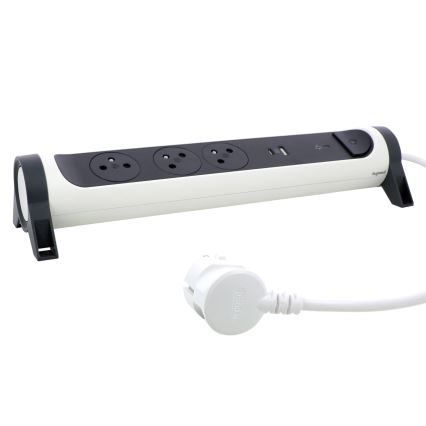 Legrand 049416 - Подовжувач з вимикачем 3 розетки Тип E + USB-A + USB-C 1,5м