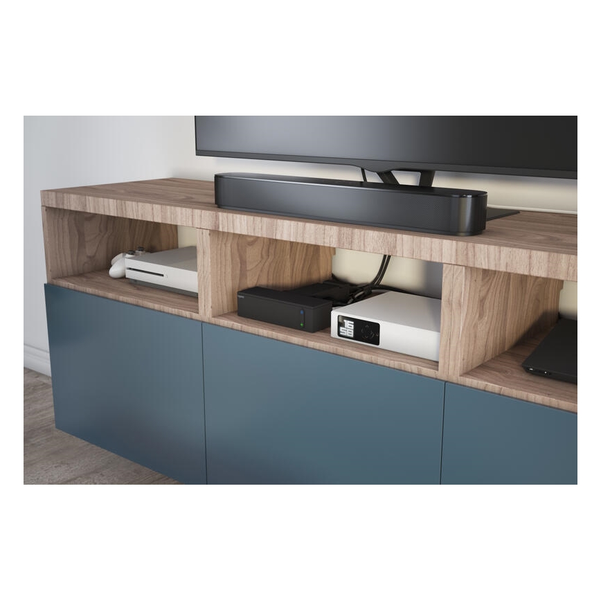 Legrand 049430 - Мультимедійний ХАБ з вимикачем 4 розетки Тип E + 4 розетки Тип C 2м чорний