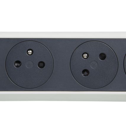 Legrand 049459 - Удлинитель с выключателем 4Z Тип E 3 м