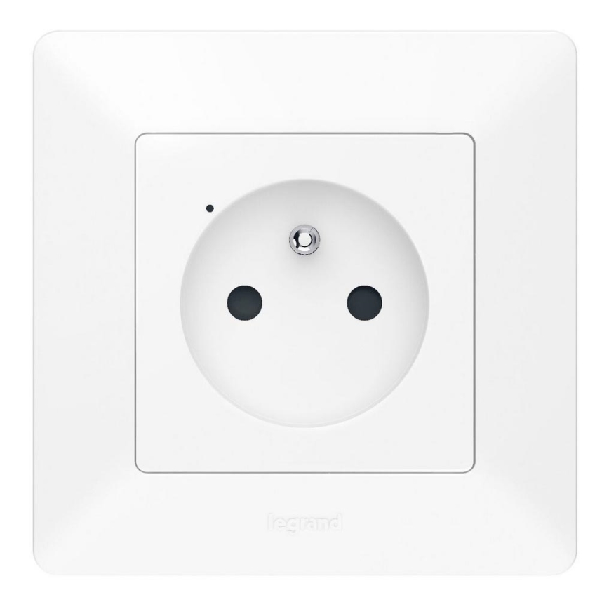 Legrand 752193 - Умная розетка VALENA 3680W/16A/230V Wi-Fi IP41