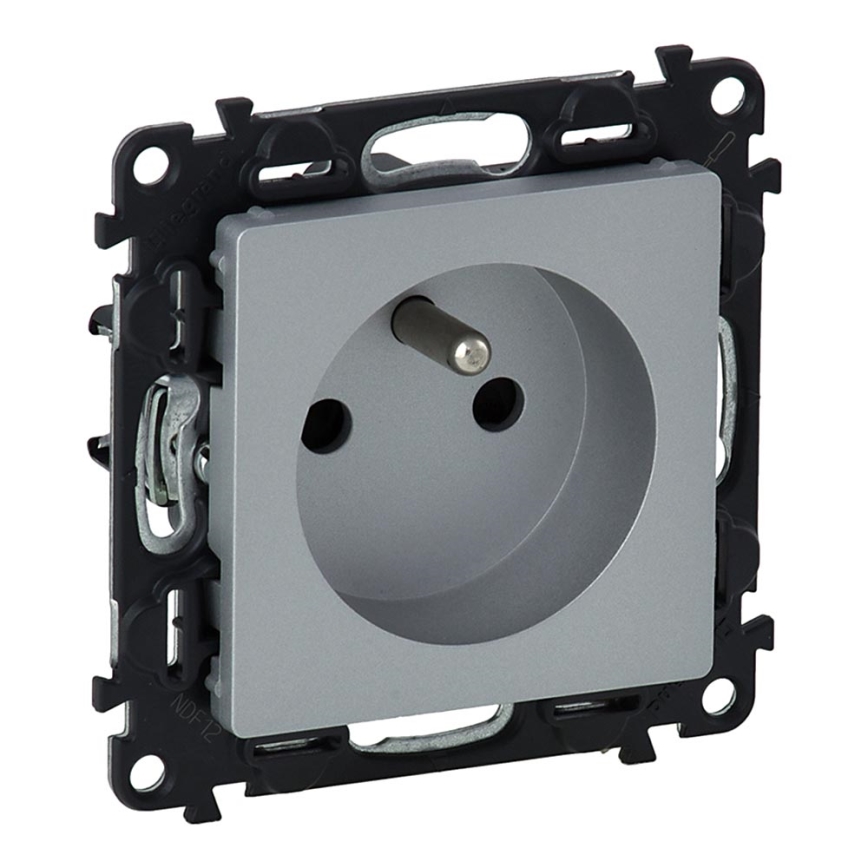Legrand 753380 - Домашня розетка VALENA LIFE 250V/16A 2P+T AS. алюміній