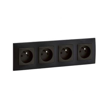 Legrand - Четырехместная бытовая розетка с рамкой NILOE 250V черная