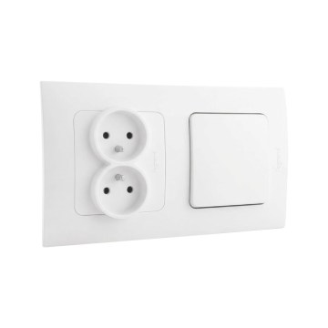 Legrand - Двойная бытовая розетка и однополюсный выключатель № 1 в рамке NILOE, 250 В, белый