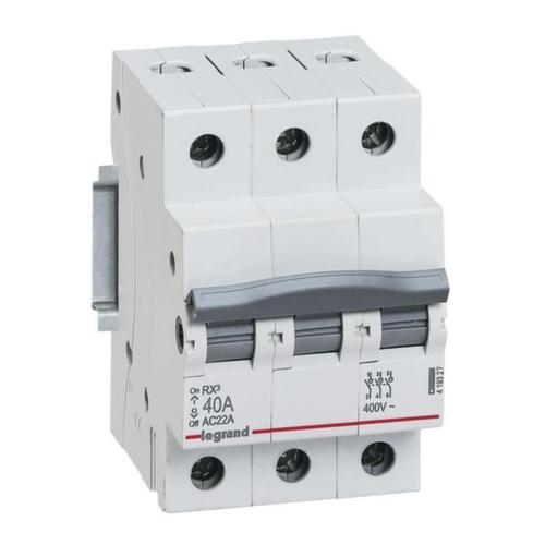 Legrand - Модульний відключувач RX3 40A 3P
