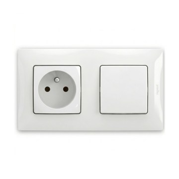 Legrand - Розетка для дому та однополюсний вимикач № 1 з рамкою NILOE, 250 В, білий