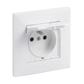 Legrand - Зовнішня побутова розетка з рамкою NILOE STEP 250V IP44 біла