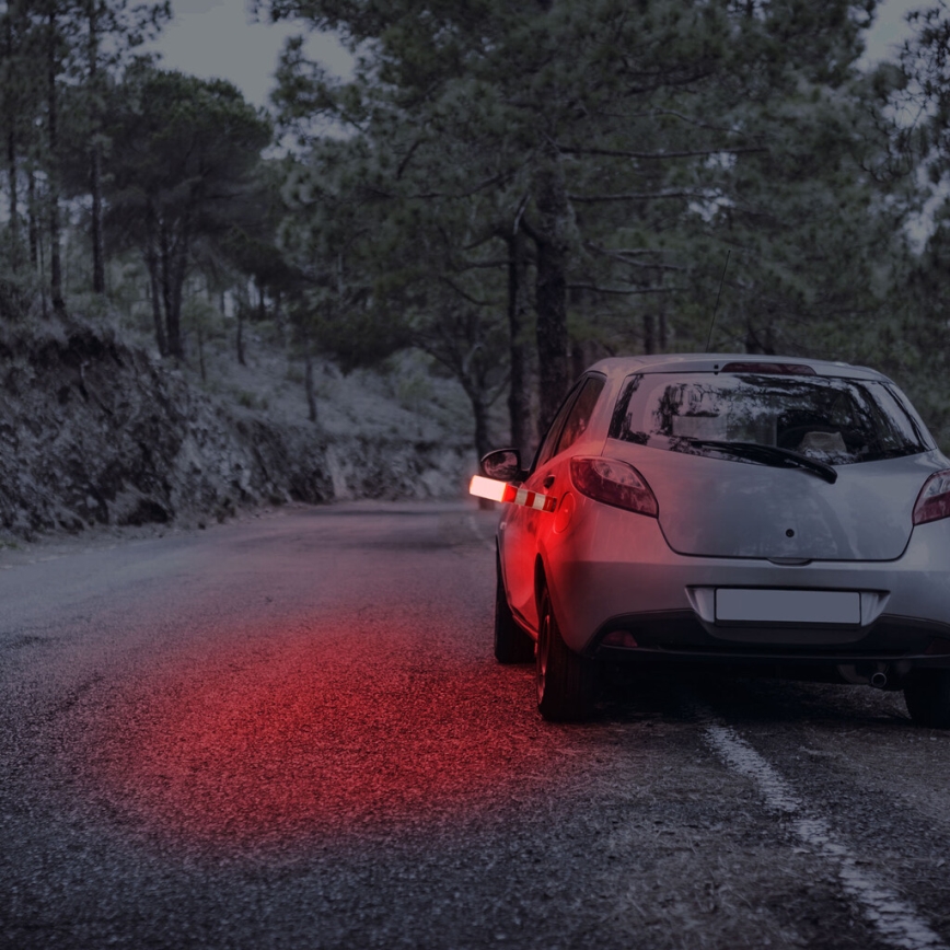 Магнітна аварійна LED лампа LED/3xAAA IPX4