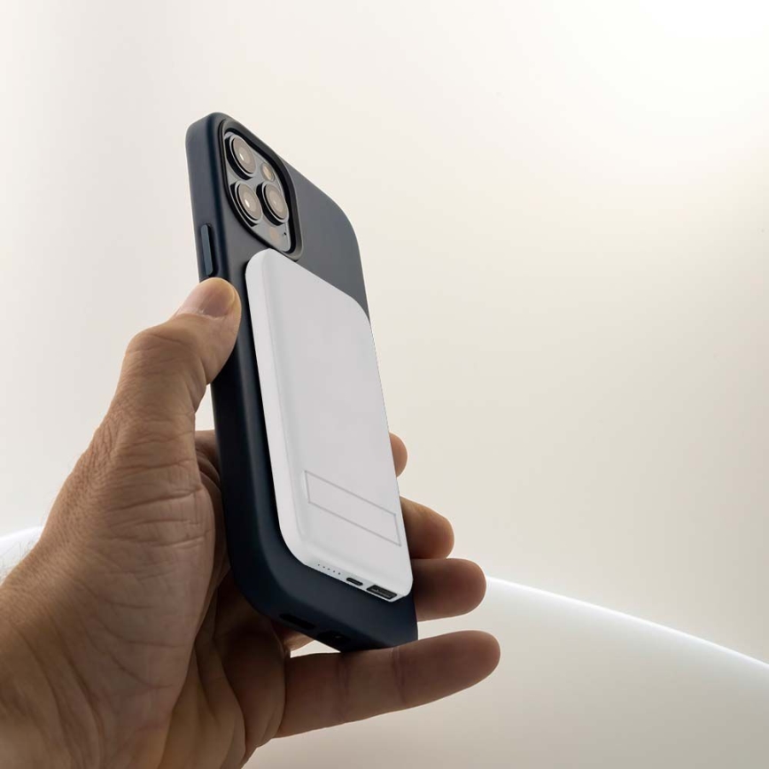 Магнитный повербанк с беспроводной зарядкой Power Delivery 10 000mAh/20W/3,7V белый