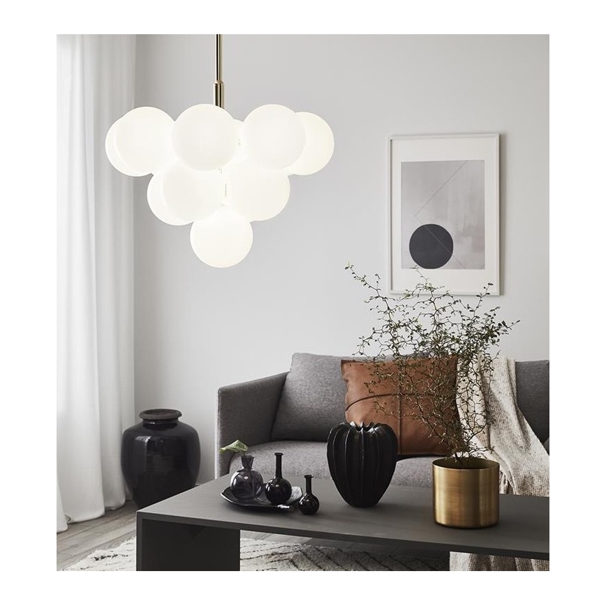 Markslöjd 107903 - Люстра на штанзі MERLOT, 13 патронів G9, 20 Вт/патрон, 230 В, діаметр 56 см, біла/золота