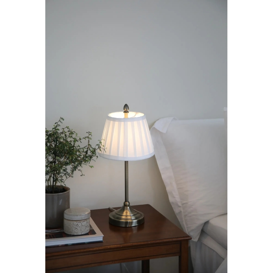 Markslöjd 108973 - Настольная лампа OXFORD 1xE14/40W/230V белая/латунь