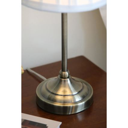 Markslöjd 108973 - Настольная лампа OXFORD 1xE14/40W/230V белая/латунь