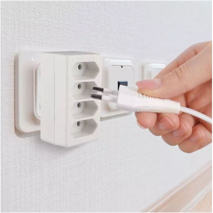 Мережевий розгалужувач 4x2,5A/230V