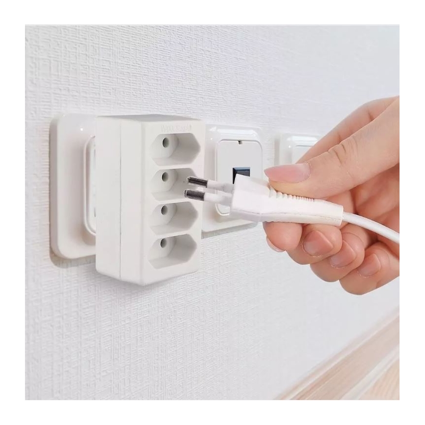 Мережевий розгалужувач 4x2,5A/230V