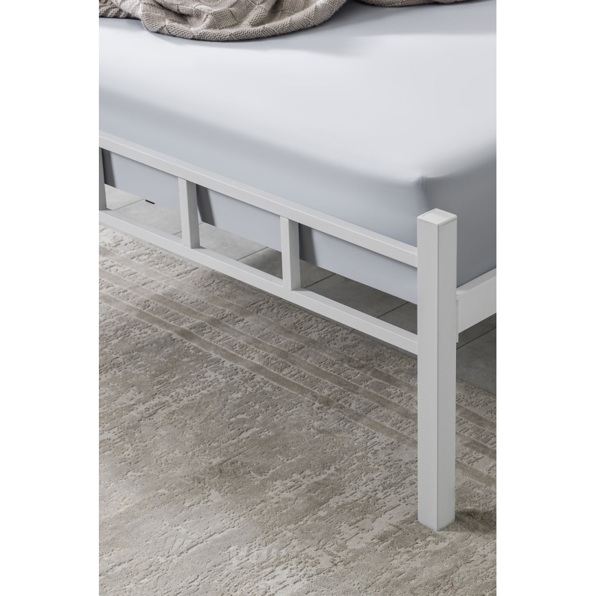 Металлическая двуспальная кровать ORMEL 160x200 см, белая, максимальная нагрузка 200 кг