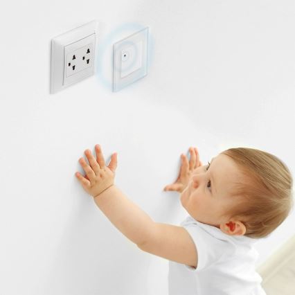 Микроволновый датчик движения 180° 300W/230V белый