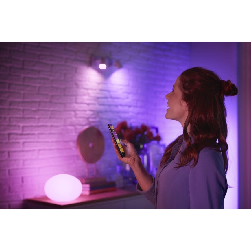 НАБІР 2x Світлодіодна лампочка з регульованою яскравістю Philips Hue WHITE AND COLOR AMBIANCE B39 E14/5,3W/230V 2200K - 6500K