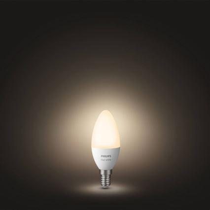 НАБОР 2x Светодиодная лампочка с регулированием яркости Philips Hue WHITE E14/5,5W/230V 2700K