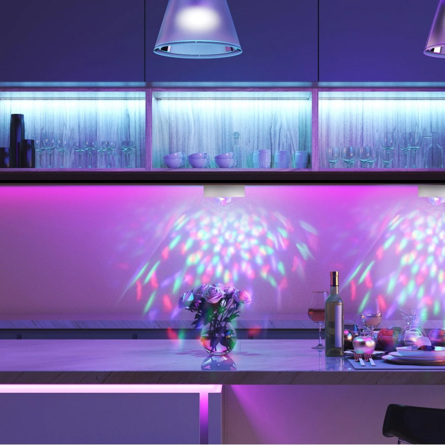 НАБОР 2x Светодиодный декоративный RGB-светильник с регулированием яркости FESTA 3xAAA/4,5V + дистанционное управление