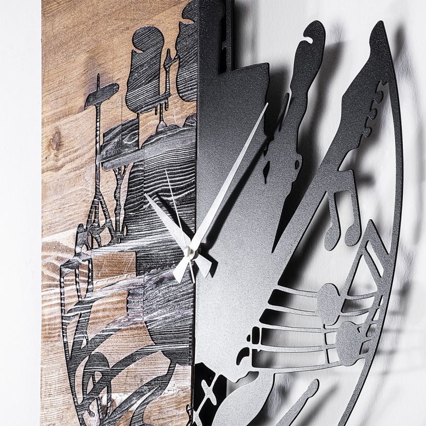 Настенные часы 60x58 см 1xAA дерево/металл