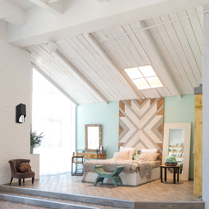 Настенный светильник WALL 1xGU10/8W/230V черная/блестящий хром