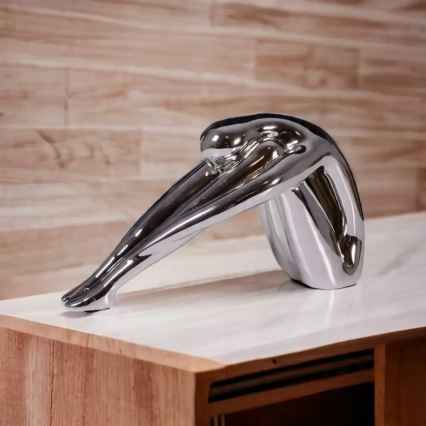 Настільна прикраса 31x21x17 см смола/глянцевий хром