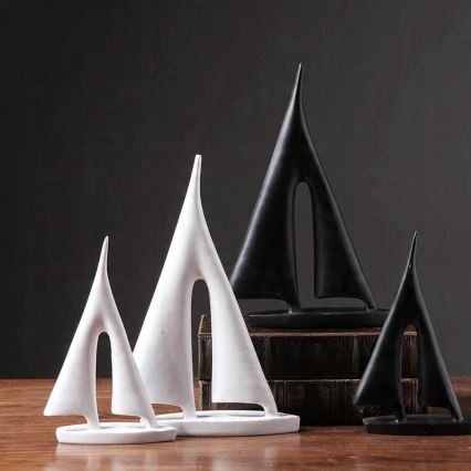 Настольная декоративная фигурка, 28 см, смола/чёрная