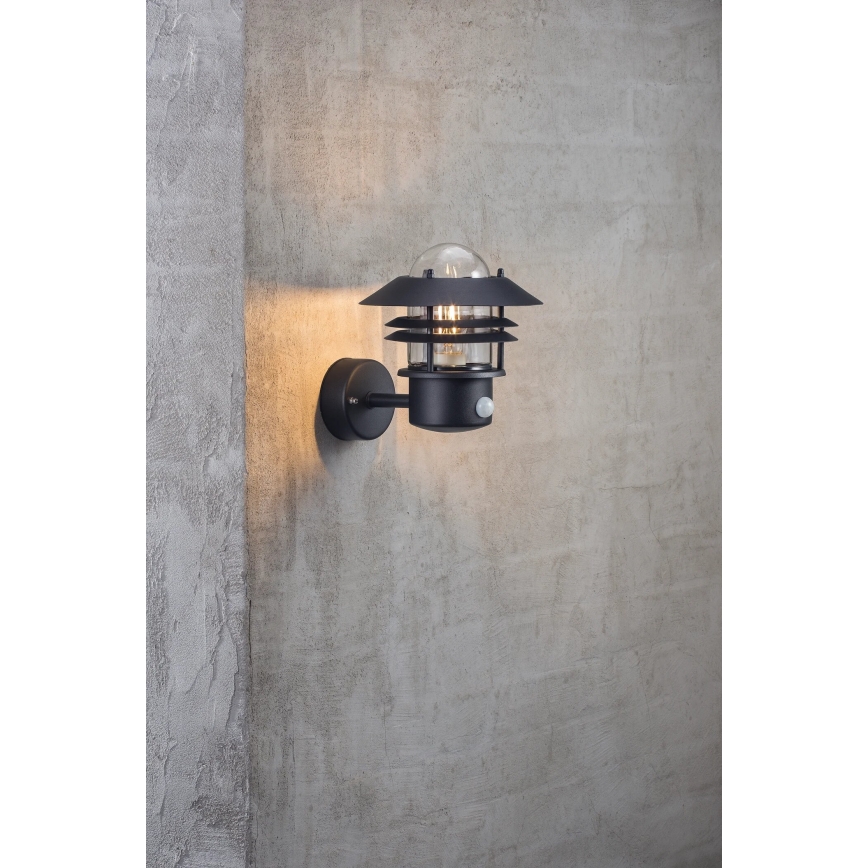 Nordlux - Вуличний настінний світильник з датчиком BLOKHUS 1xE27/60W/230V IP54
