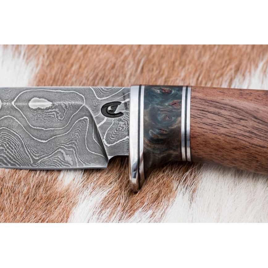 Охотничий нож из дамасской стали 9,7 см орех/клен