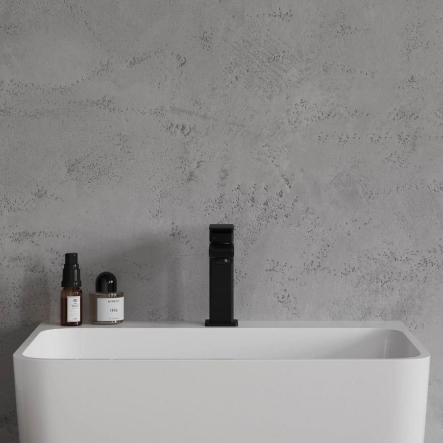 OMNIRES PM7410BL - Змішувач для умивальника PARMA 15 см матовий чорний