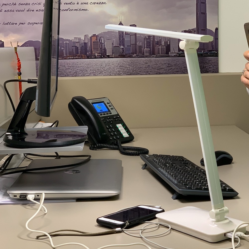 ONLI - Настільна сенсорна LED лампа з регулюванням яскравості та USB-портом DESKI LED/7W/230V 4000K білий