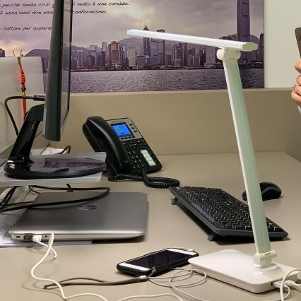 ONLI - Светодиодная сенсорная настольная лампа с регулированием яркости и USB-портом DESKI LED/7W/230V 4000K белый