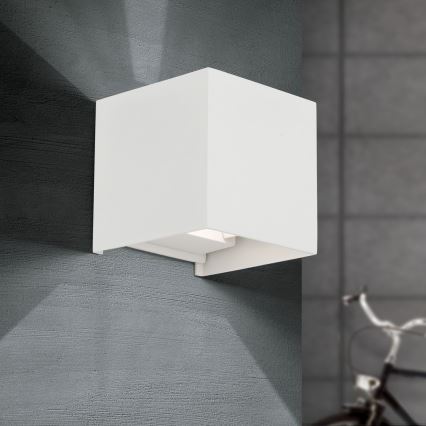 Вуличний світлодіодний настінний світильник CUBE 2xLED/3W/230V IP54 білий