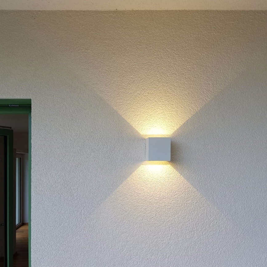Вуличний світлодіодний настінний світильник CUBE 2xLED/3W/230V IP54 білий
