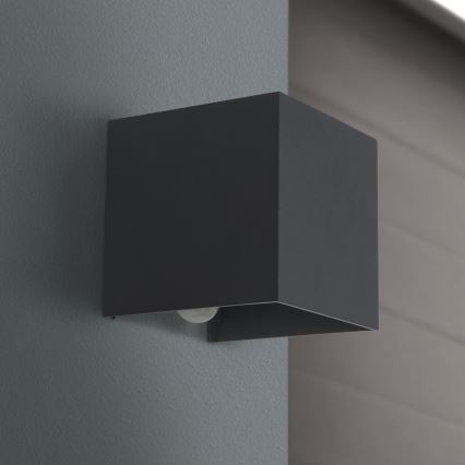 LED Вуличний настінний світильник з датчиком руху і освітленості CUBE-S LED/13W/230V IP54 антрацит