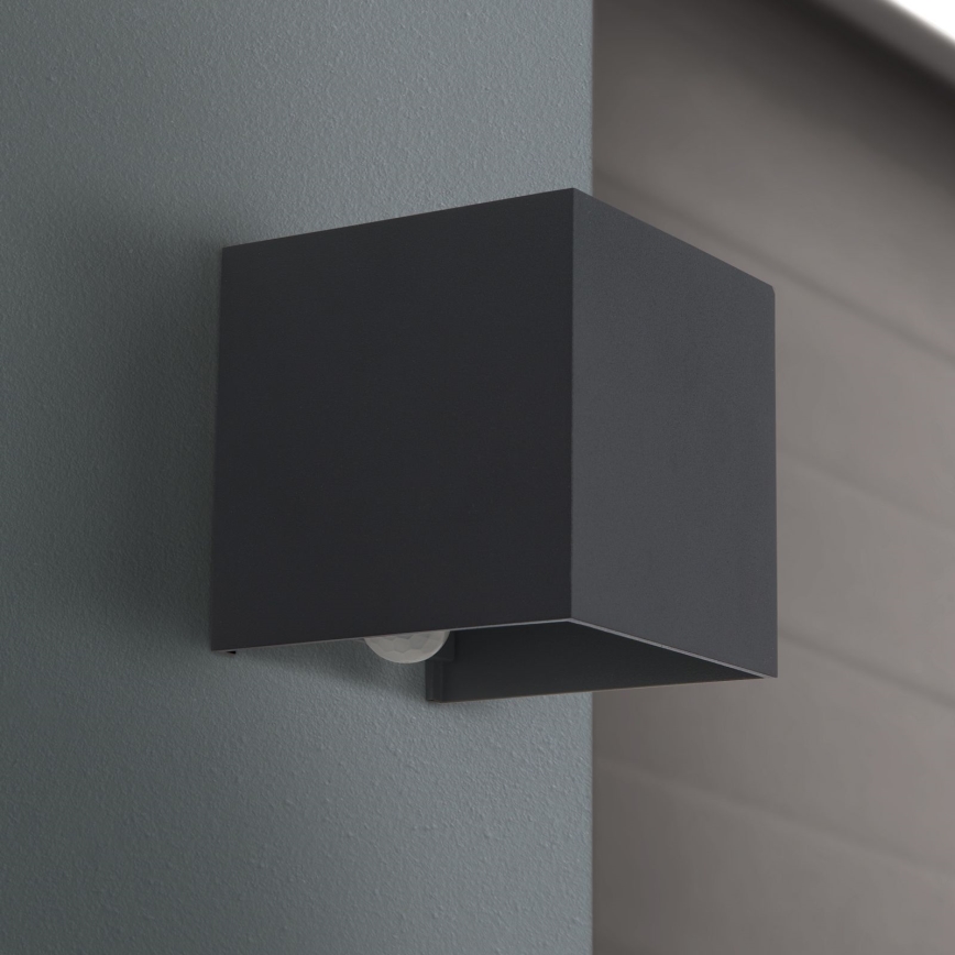 LED Вуличний настінний світильник з датчиком руху і освітленості CUBE-S LED/13W/230V IP54 антрацит
