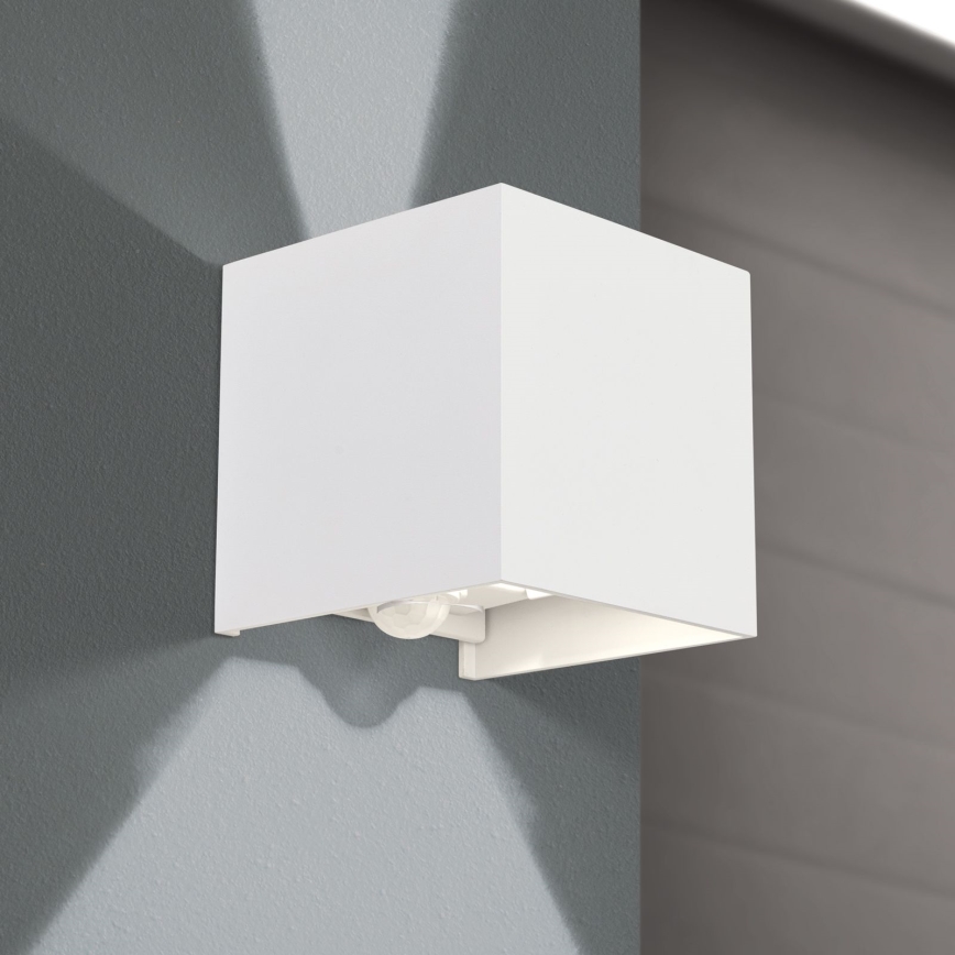 LED Вуличний настінний світильник з датчиком руху і освітленості CUBE-S LED/13W/230V IP54 білий