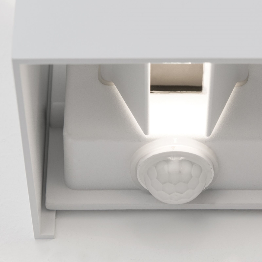LED Вуличний настінний світильник з датчиком руху і освітленості CUBE-S LED/13W/230V IP54 білий