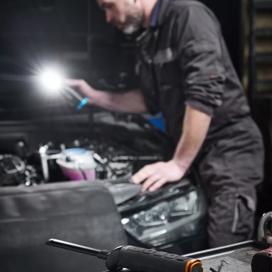 Osram - Беспроводное магнитное зарядное устройство LEDINSPECT DUAL CHARGE PAD 5V