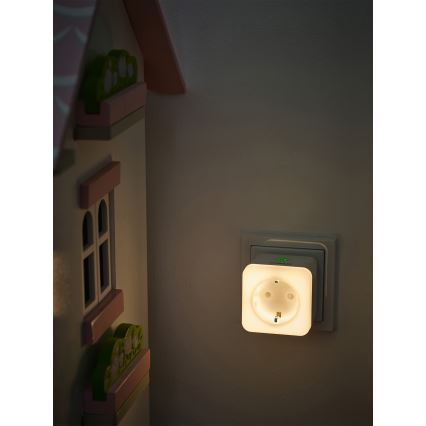 Osram - Світлодіодна розетка з регулюванням яскравості та підсвіткою SCHUKO SMART+ NIGHTLIGHT 3680W/230V Wi-Fi