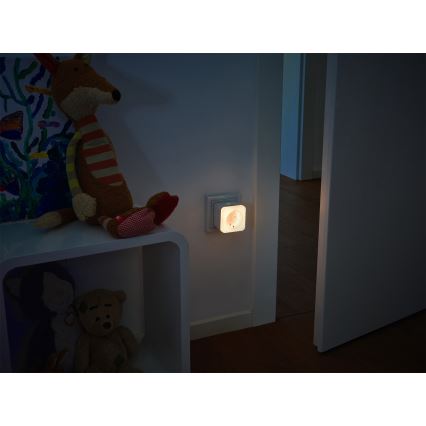Osram - Світлодіодна розетка з регулюванням яскравості та підсвіткою SCHUKO SMART+ NIGHTLIGHT 3680W/230V Wi-Fi