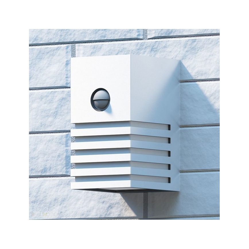 Philips - Уличный настенный светильник с датчиком 1xE27/20W/230V IP44