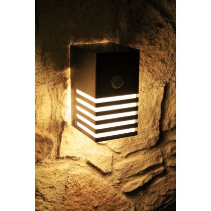 Philips - Уличный настенный светильник с датчиком 1xE27/20W/230V IP44