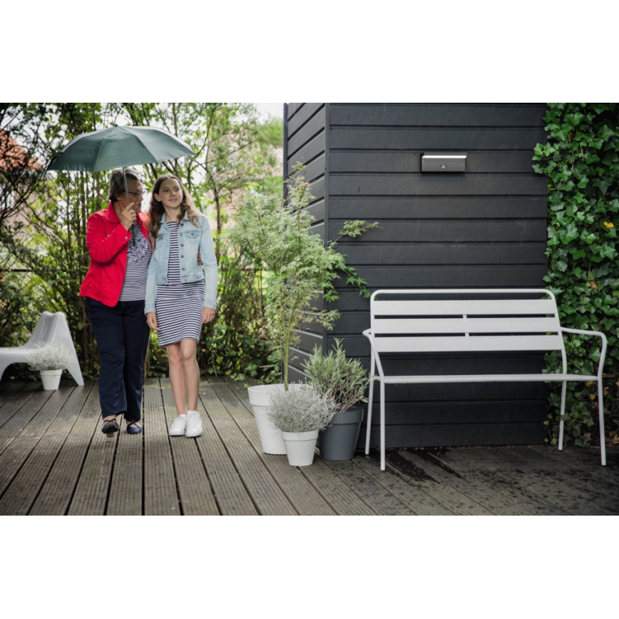 Philips - LED Вуличний настінний світильник з регулюванням яскравості з датчиком LED/4,5W IP44