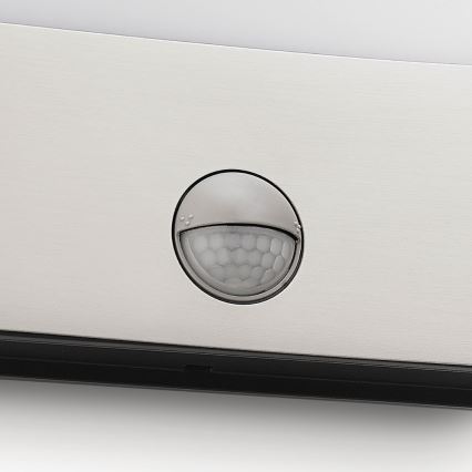 Philips - Светодиодный уличный светильник с датчиком 1хLED/3W IP44